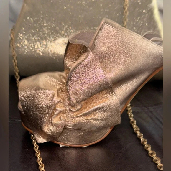 SHELLEYS LONDON DELPHINE RUFFLE CHUNK PLATFORM OPEN TOE ROSE GOLD MULES 7.5 - Picture 10 of 16